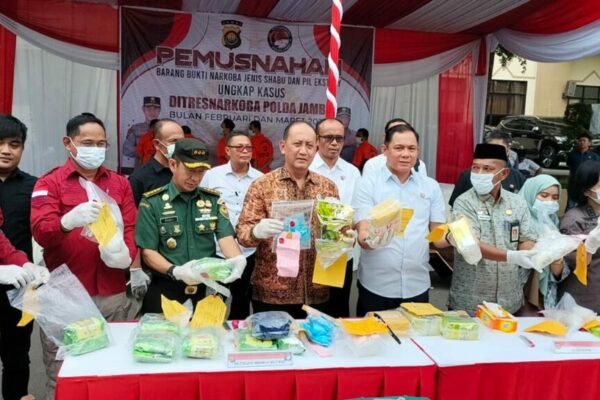 20,7 kg Shabu dan 10.320 Butir Extacy Senilai 29 Miliyar Lebih Dimusnahkan Ditresnarkoba Polda Jambi