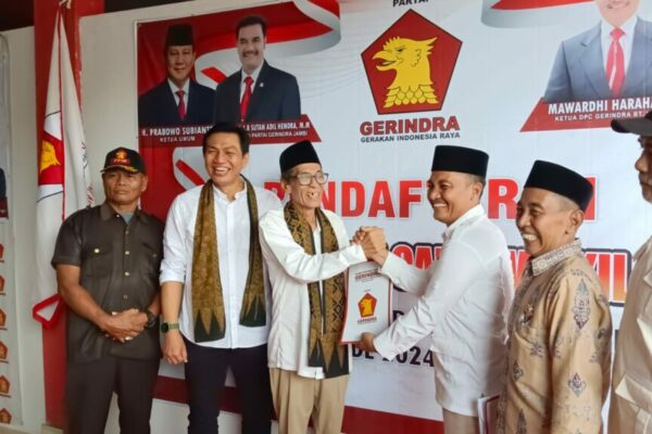 Pernyataan 8 PAC Gerindra Soal Pendaftaran Fadhil Bakhtiar