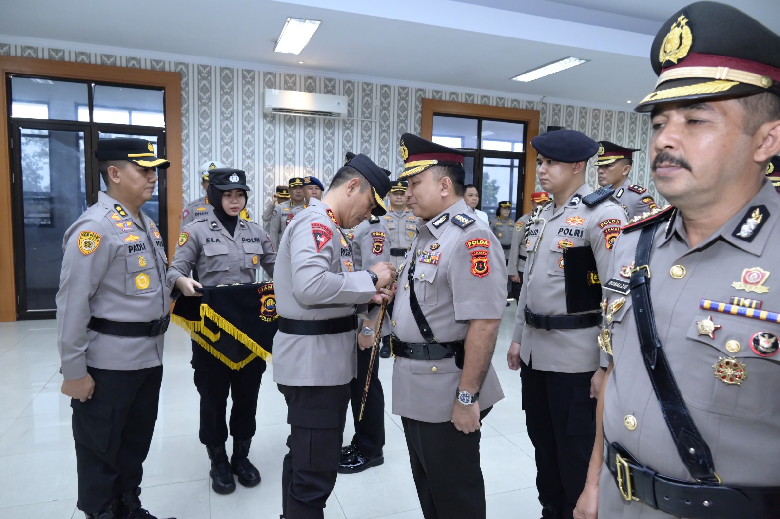Pimpin Sertijab Karo Ops, Dir Intelkam, Kapolres Bungo, Kapolres Batanghari, Ini Pesan Kapolda Jambi